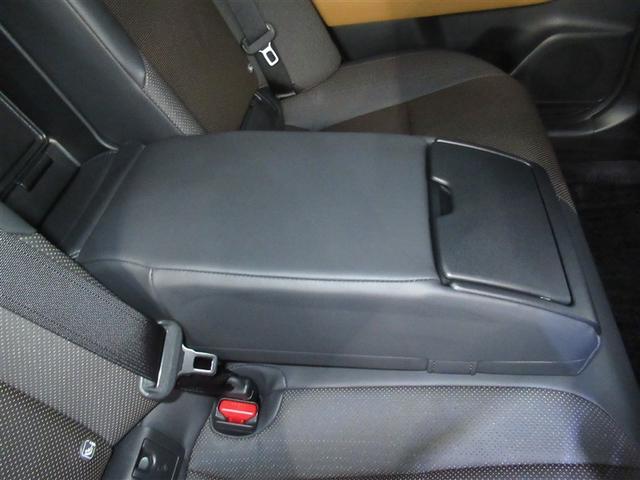 クラウンクロスオーバー ＲＳアドバンスド　サンルーフ　４ＷＤ　フルセグ　メモリーナビ　ミュージックプレイヤー接続可　バックカメラ　衝突被害軽減システム　ＥＴＣ　ドラレコ　ＬＥＤヘッドランプ　ワンオーナー（30枚目）