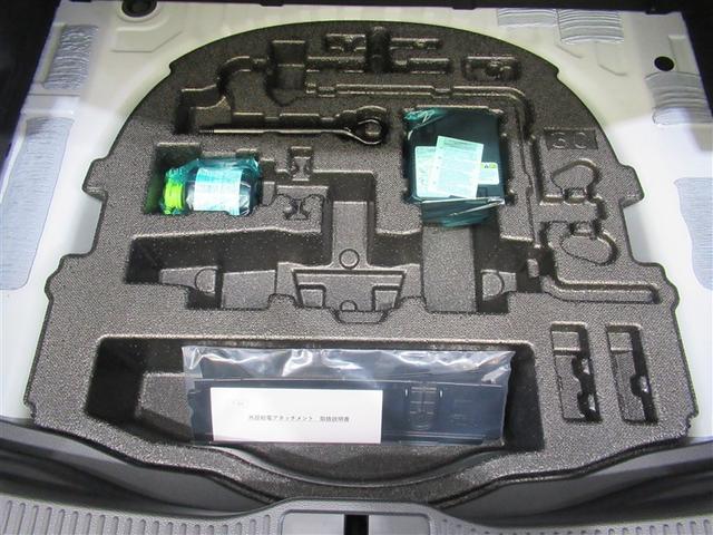 クラウンクロスオーバー ＲＳアドバンスド　サンルーフ　４ＷＤ　フルセグ　メモリーナビ　ミュージックプレイヤー接続可　バックカメラ　衝突被害軽減システム　ＥＴＣ　ドラレコ　ＬＥＤヘッドランプ　ワンオーナー（37枚目）