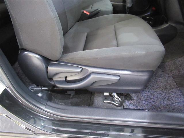 アクア Ｓスタイルブラック　フルセグ　メモリーナビ　ＤＶＤ再生　ミュージックプレイヤー接続可　バックカメラ　衝突被害軽減システム　ＥＴＣ　ワンオーナー（13枚目）