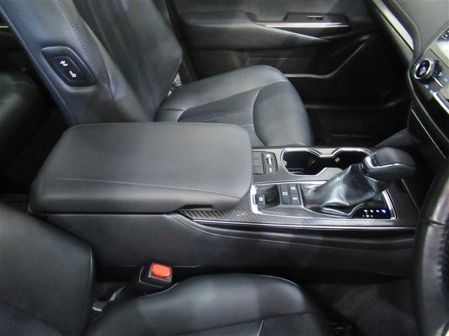 クラウンハイブリッド ＲＳアドバンス　サンルーフ　フルセグ　メモリーナビ　ＤＶＤ再生　ミュージックプレイヤー接続可　バックカメラ　衝突被害軽減システム　ＥＴＣ　ドラレコ　ＬＥＤヘッドランプ　ワンオーナー（27枚目）