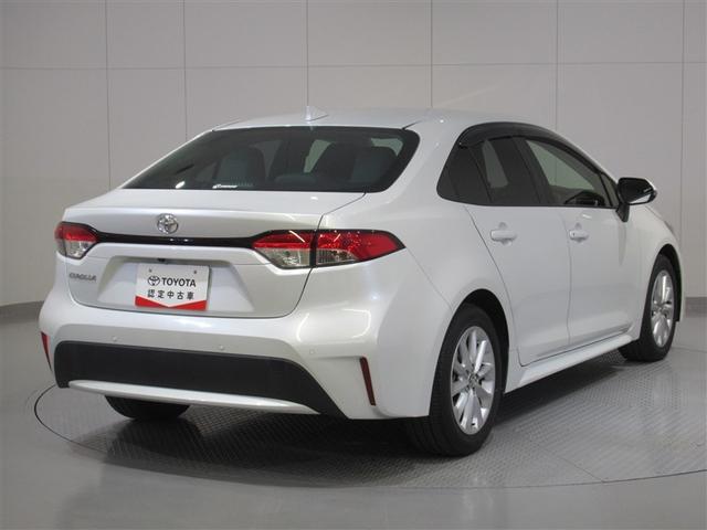 カローラ S ミュージックプレイヤー接続可 バックカメラ 衝突被害軽減システム LEDヘッドランプ ワンオーナー(3枚目)