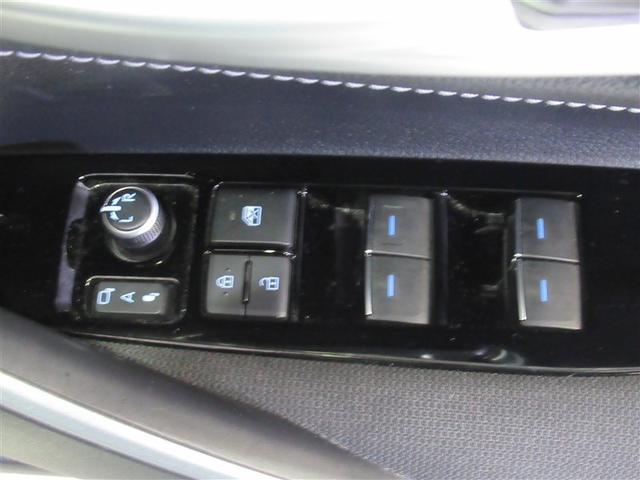 カローラ S ミュージックプレイヤー接続可 バックカメラ 衝突被害軽減システム LEDヘッドランプ ワンオーナー(18枚目)