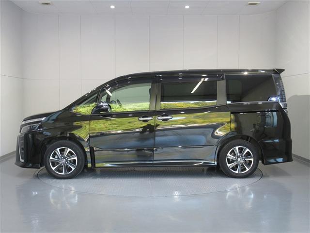 ヴォクシー ＺＳ　煌ＩＩＩ　フルセグ　メモリーナビ　ＤＶＤ再生　ミュージックプレイヤー接続可　後席モニター　バックカメラ　衝突被害軽減システム　ＥＴＣ　ドラレコ　両側電動スライド　ＬＥＤヘッドランプ　乗車定員７人　３列シート（2枚目）