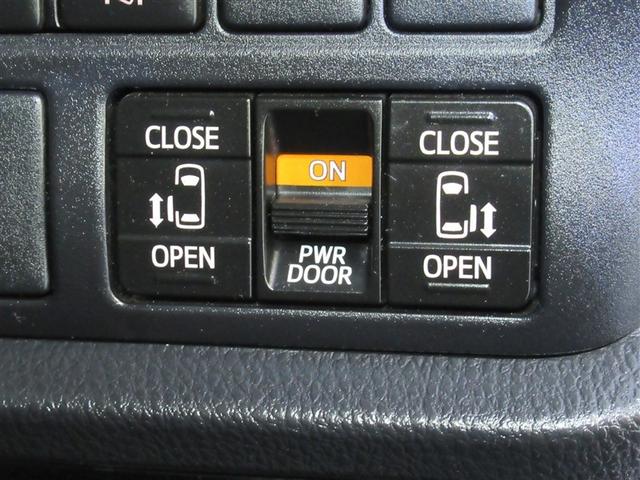 ヴォクシー ＺＳ　煌ＩＩＩ　フルセグ　メモリーナビ　ＤＶＤ再生　ミュージックプレイヤー接続可　後席モニター　バックカメラ　衝突被害軽減システム　ＥＴＣ　ドラレコ　両側電動スライド　ＬＥＤヘッドランプ　乗車定員７人　３列シート（17枚目）