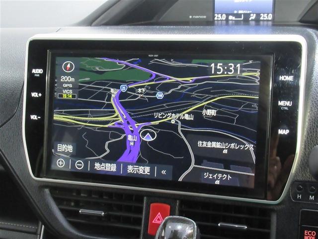 エスクァイア Gi プレミアムパッケージ ブラックテーラード フルセグ メモリーナビ DVD再生 ミュージックプレイヤー接続可 バックカメラ 衝突被害軽減システム ETC ドラレコ 両側電動スライド LEDヘッドランプ 乗車定員7人 3列シート ワンオーナー(8枚目)