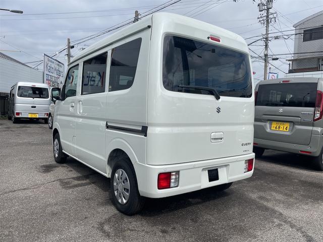 エブリイ ジョイン　安心新車保証付き　届出済未使用車　プッシュスタート　ＬＥＤヘッドランプ　スマートキー　ＵＳＢ充電ポート　電動格納ミラー　シートヒーター（4枚目）