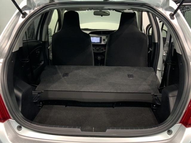 ヴィッツ Ｆ　１年保証　ワンオ－ナ－　純正ナビ　ＴＶ　Ｒカメラ　ＢＴオ－ディオ　ＥＴＣ　横滑り防止　キ－レス　整備記録簿　Ｗエアバッグ　エアコン（18枚目）