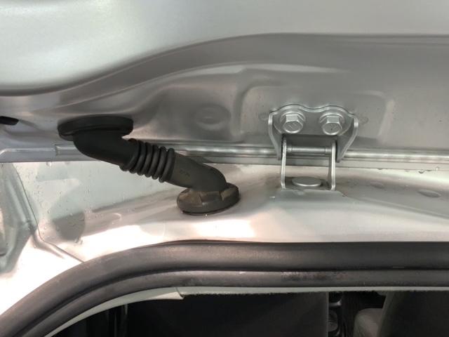 ヴィッツ Ｆ　１年保証　ワンオ－ナ－　純正ナビ　ＴＶ　Ｒカメラ　ＢＴオ－ディオ　ＥＴＣ　横滑り防止　キ－レス　整備記録簿　Ｗエアバッグ　エアコン（40枚目）