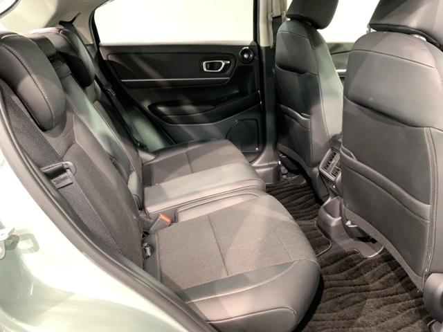 ヴェゼル ｅ：ＨＥＶ　Ｚ　Ｈ　ＳＥＮＳＩＮＧ　最長５年保証　純正ナビ　ＴＶ　Ｒカメラ　マルチビュ－　ＢＴオ－ディオドラレコ　ＥＴＣ　ＬＥＤライト　ＶＳＡ　シ－トヒ－タ－　クルコン　アルミ　スマ－トキ－　盗難防止装置　整備記録簿（18枚目）