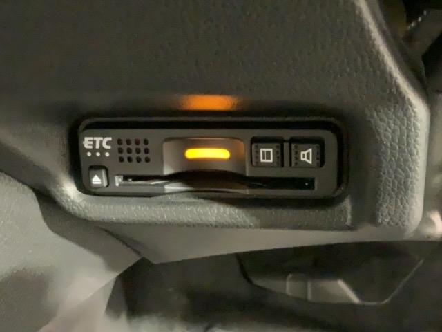 フィットハイブリッド Ｌ　ホンダセンシング　最長５年保証　ナビＶＸＭ－１９４Ｃｉ　Ｒカメラ　ＢＴオ－ディオ　ドラレコ　ＥＴＣ　ＬＥＤライト　ＶＳＡ　クルコン　フォグ　ドアバイザー　スマートキー　盗難防止装置　整備記録簿　ＡＡＣ　Ｗエアバッグ（13枚目）