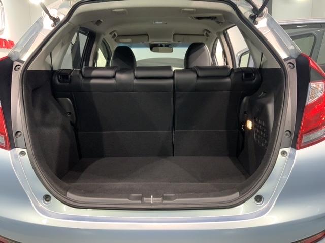 フィットハイブリッド Ｌ　ホンダセンシング　最長５年保証　ナビＶＸＭ－１９４Ｃｉ　Ｒカメラ　ＢＴオ－ディオ　ドラレコ　ＥＴＣ　ＬＥＤライト　ＶＳＡ　クルコン　フォグ　ドアバイザー　スマートキー　盗難防止装置　整備記録簿　ＡＡＣ　Ｗエアバッグ（39枚目）