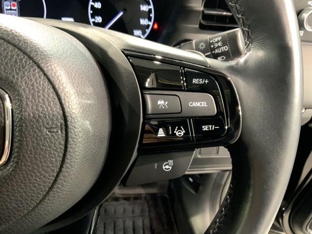 ヴェゼル ｅ：ＨＥＶ　Ｚ　Ｈ　ＳＥＮＳＩＮＧ　最長５年保証　ワンオ－ナ－　純正ナビ　ＴＶ　Ｒカメラ　ＢＴオ－ディオ　ドラレコ　ＥＴＣ　ＬＥＤライト　ＶＳＡシ－トヒ－タ－　クルコン　アルミ　スマ－トキ－　盗難防止装置　整備記録簿（11枚目）