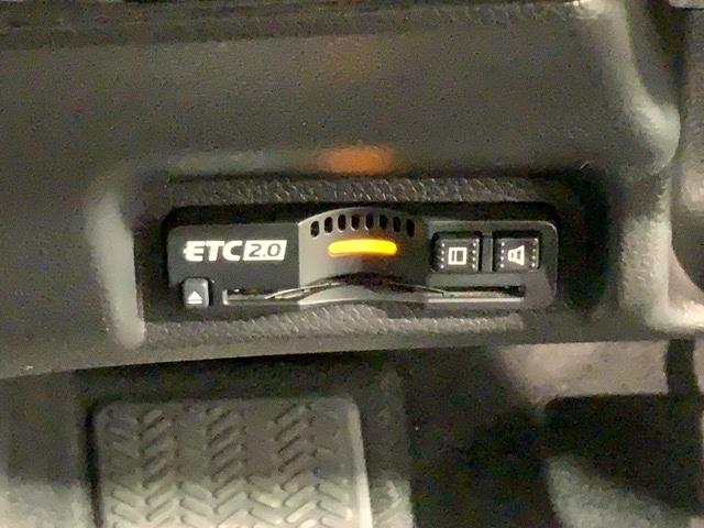 ヴェゼル ｅ：ＨＥＶ　Ｚ　Ｈ　ＳＥＮＳＩＮＧ　最長５年保証　ワンオ－ナ－　純正ナビ　ＴＶ　Ｒカメラ　ＢＴオ－ディオ　ドラレコ　ＥＴＣ　ＬＥＤライト　ＶＳＡシ－トヒ－タ－　クルコン　アルミ　スマ－トキ－　盗難防止装置　整備記録簿（13枚目）