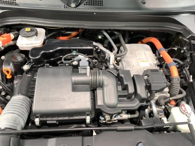 ヴェゼル ｅ：ＨＥＶ　Ｚ　Ｈ　ＳＥＮＳＩＮＧ　最長５年保証　ワンオ－ナ－　純正ナビ　ＴＶ　Ｒカメラ　ＢＴオ－ディオ　ドラレコ　ＥＴＣ　ＬＥＤライト　ＶＳＡシ－トヒ－タ－　クルコン　アルミ　スマ－トキ－　盗難防止装置　整備記録簿（44枚目）