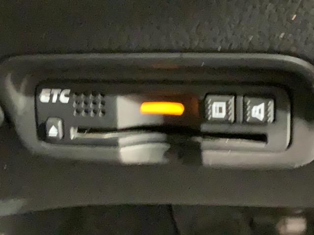 ヴェゼル ハイブリッドRS・ホンダセンシング 1年保証 ワンオーナー ナビVXM-175VFEi TV Rカメラ CD録音 BTオ-ディオ DVD ETC LEDライト VSA シ-トヒ-タ- クルコン アルミ スマ-トキ- スペアキ- AAC(12枚目)