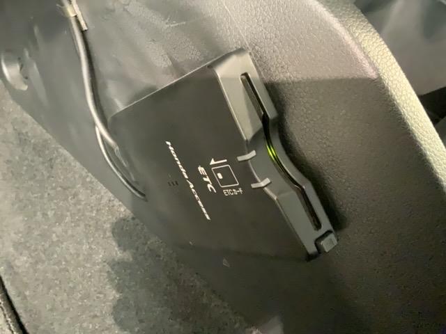 フィット 13G・Lパッケージ あんしんPKG 1年保証 ナビVXM-165VFi TV Rカメラ CD録音 BTオ-ディオ DVD ドラレコ ETC LEDライト VSA クルコン アルミ スマートキー 盗難防止装置 整備記録簿(12枚目)