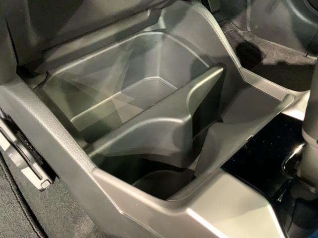 フィット 13G・Lパッケージ あんしんPKG 1年保証 ナビVXM-165VFi TV Rカメラ CD録音 BTオ-ディオ DVD ドラレコ ETC LEDライト VSA クルコン アルミ スマートキー 盗難防止装置 整備記録簿(27枚目)