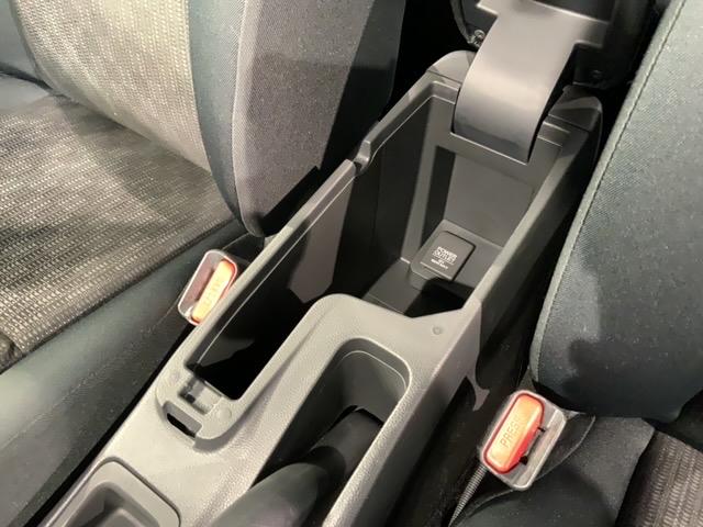 フィット 13G・Lパッケージ あんしんPKG 1年保証 ナビVXM-165VFi TV Rカメラ CD録音 BTオ-ディオ DVD ドラレコ ETC LEDライト VSA クルコン アルミ スマートキー 盗難防止装置 整備記録簿(29枚目)