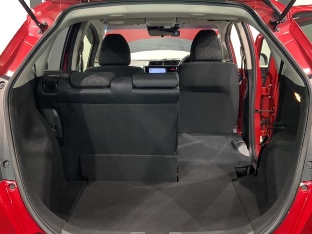 フィット 13G・Lパッケージ あんしんPKG 1年保証 ナビVXM-165VFi TV Rカメラ CD録音 BTオ-ディオ DVD ドラレコ ETC LEDライト VSA クルコン アルミ スマートキー 盗難防止装置 整備記録簿(38枚目)