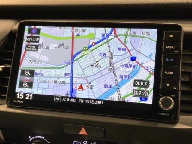 フィット ｅ：ＨＥＶホーム　ＨＳＥＮＳＩＮＧ新車保証試乗車ワンオーナー　前後誤発進抑制機能　助手席エアバッグ　運転席エアバッグ　１オナ　ＬＥＤライト　ＵＳＢ接続　バックカメラ　ＡＢＳ　サイドエアバッグ　オートクルーズコントロール（6枚目）