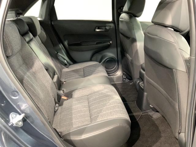 フィット ｅ：ＨＥＶホーム　ＨＳＥＮＳＩＮＧ新車保証試乗車ワンオーナー　前後誤発進抑制機能　助手席エアバッグ　運転席エアバッグ　１オナ　ＬＥＤライト　ＵＳＢ接続　バックカメラ　ＡＢＳ　サイドエアバッグ　オートクルーズコントロール（18枚目）