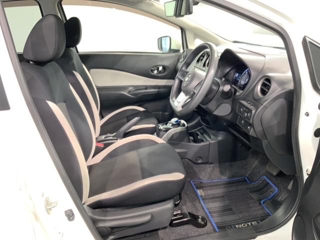 ノート ｅ－パワーＸ　最長５年保証　ワンオ－ナ－　ナビ　ＴＶ　Ｒカメラ　マルチビュ－　ＤＶＤ　衝突軽減Ｂ　ＥＴＣ　ＬＥＤライト　横滑り防止　アルミ　スマ－トキ－　スペアキー　盗難防止装置　整備記録簿　ドアバイザ－　ＡＡＣ（18枚目）