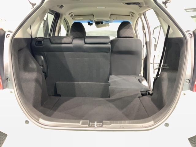 フィット 13G・Lパッケージ あんしんPKG 1年保証 ナビVXM-152VFi TV Rカメラ CD録音 DVD ドラレコ ETC LEDライト VSA アルミ ドアバイザー スマートキー 盗難防止装置 整備記録簿 AAC(38枚目)