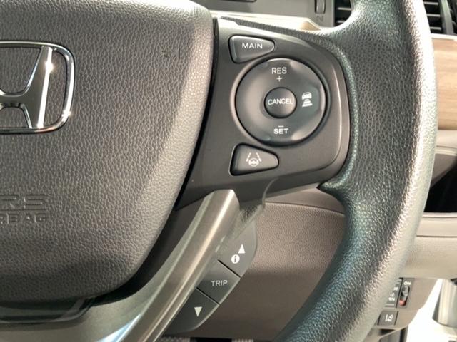 フリード Ｇ・ホンダセンシング　最長５年保証　ワンオーナー　ナビ　ＴＶ　Ｒカメラ　ＢＴオ－ディオ　ＤＶＤ　ドラレコ　ＥＴＣ　ＬＥＤライト　両側電動ドア　ＶＳＡ　シ－トヒ－タ－　クルコン　スマ－トキ－　スペアキ－　盗難防止装置　ＡＡＣ（11枚目）