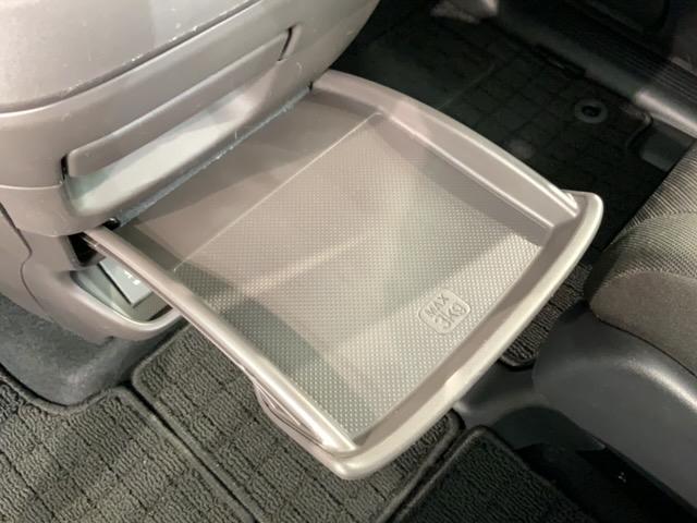 フリード Ｇ・ホンダセンシング　最長５年保証　ワンオーナー　ナビ　ＴＶ　Ｒカメラ　ＢＴオ－ディオ　ＤＶＤ　ドラレコ　ＥＴＣ　ＬＥＤライト　両側電動ドア　ＶＳＡ　シ－トヒ－タ－　クルコン　スマ－トキ－　スペアキ－　盗難防止装置　ＡＡＣ（29枚目）