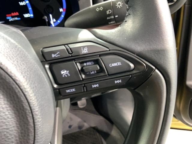 ヤリスクロス ハイブリッドZ 2ト-ン 最長5年保証 ワンオ-ナ- 純正ナビ Rカメラ マルチビュ- BTオ-ディオ ドラレコ 衝突軽減B ETC LEDライト 横滑り防止 シ-トヒ-タ- クルコン アルミ スマ-トキ- AAC(11枚目)