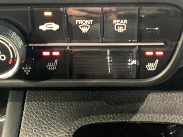 N-BOXカスタム L HSENSING最長5年保証ワンオーナー 両席電動スライドドア 1オーナー サイドエアバッグ ナビTV シートヒータ ベンチシート 点検記録簿 キーフリーシステム LEDライト リアカメ AC ETC(12枚目)