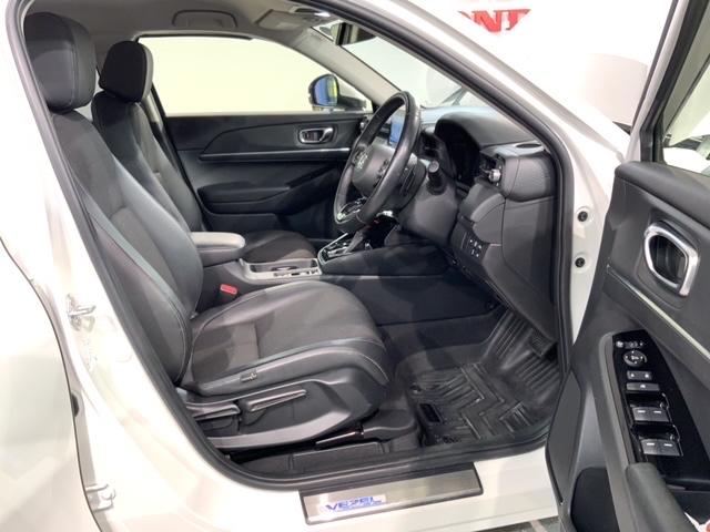 ヴェゼル e:HEVZ H SENSING 最長5年保証 ワンオ-ナ- 純正ナビTV Rカメラ BTオ-ディオ ETC LEDライト VSA シ-トヒ-タ- クルコン アルミ スマ-トキ- スペアキ-盗難防止装置 整備記録簿(17枚目)