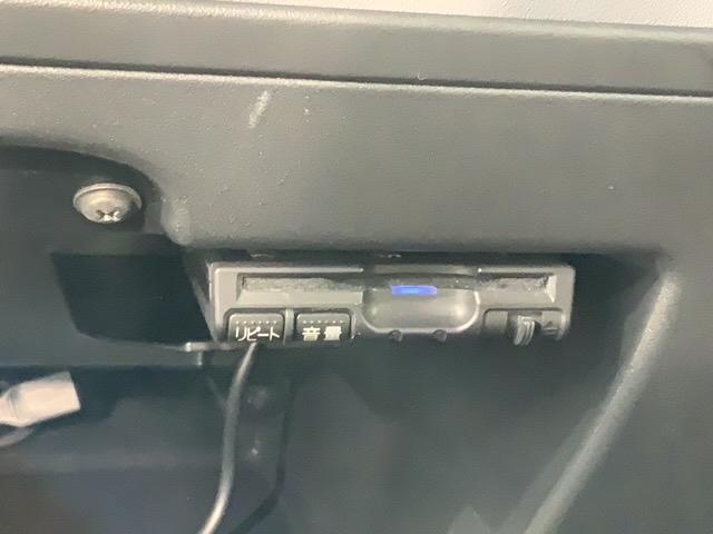 プレマシー ２０Ｓ－スカイアクティブ　セレーブル　１年保証　ワンオ－ナ－　ナビ　ＴＶ　Ｒカメラ　ＢＴオ－ディオ　ＤＶＤドラレコ　ＥＴＣ　ＨＩＤ　横滑り防止　アルミ　スマ－トキ－　盗難防止装置　整備記録簿　ＡＡＣ　スペアキ－　ドアバイザ－　Ｗエアバッグ（13枚目）