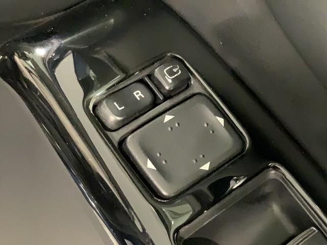 プレマシー ２０Ｓ－スカイアクティブ　セレーブル　１年保証　ワンオ－ナ－　ナビ　ＴＶ　Ｒカメラ　ＢＴオ－ディオ　ＤＶＤドラレコ　ＥＴＣ　ＨＩＤ　横滑り防止　アルミ　スマ－トキ－　盗難防止装置　整備記録簿　ＡＡＣ　スペアキ－　ドアバイザ－　Ｗエアバッグ（16枚目）