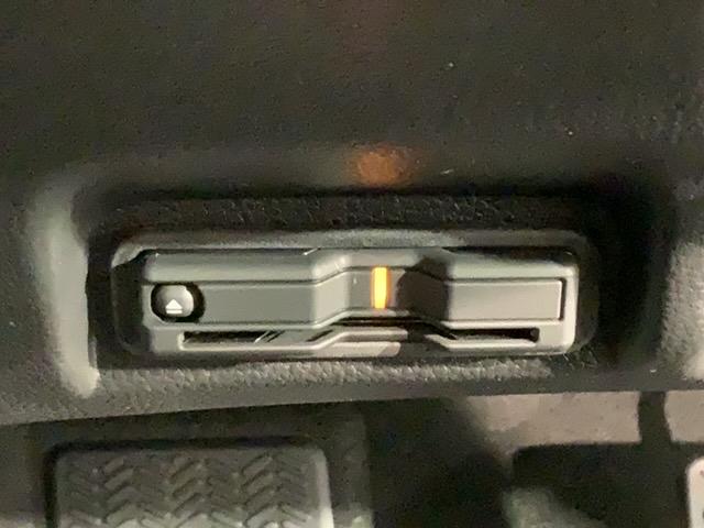 ヴェゼル e:HEV Z H SENSING 最長5年保証 ワンオ-ナ- ナビVXU-225VZi TV Rカメラ CD録音 BTオ-ディオ DVD ドラレコ ETC LEDライト VSA シ-トヒ-タ- クルコン アルミ(12枚目)