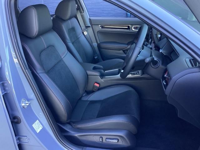 シビック ＲＳ　登録済未使用車（12枚目）