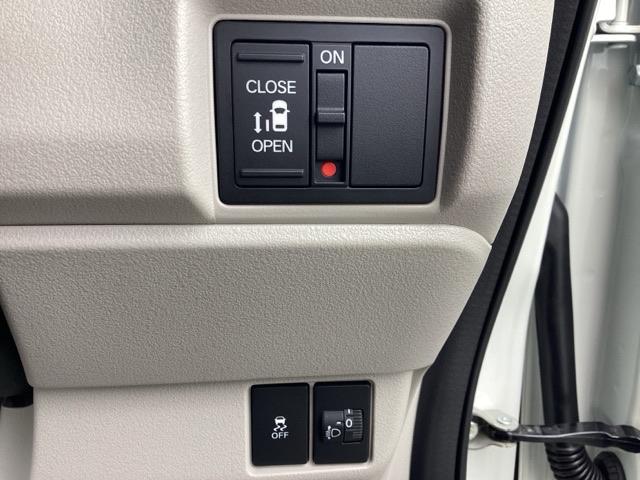 N-BOX ベースグレード 2年間 走行距離無制限 保証付 レンタUP 禁煙車 ワンオーナー 8インチインターナビ フルセグTV BTA 前ドラレコ バックカメラ シートヒーター ETC 左側電動スライドドア スマートキー(19枚目)