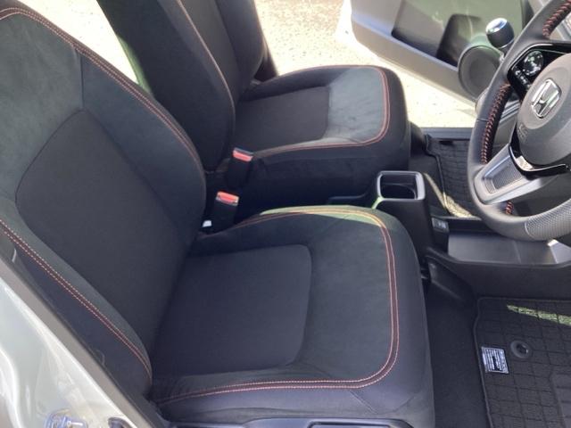 Ｎ－ＯＮＥ ＲＳ　２年間　走行距離無制限　保証付　当社デモカー　禁煙車　ワンオーナー　６ＭＴ　９インチインターナビ　フルセグＴＶ　Ｂｌｕｅｔｏｏｔｈ　Ａｐｐｌｅｃａｒｐｌａｙ　ＥＴＣ　バックカメラ　シートヒーター（12枚目）