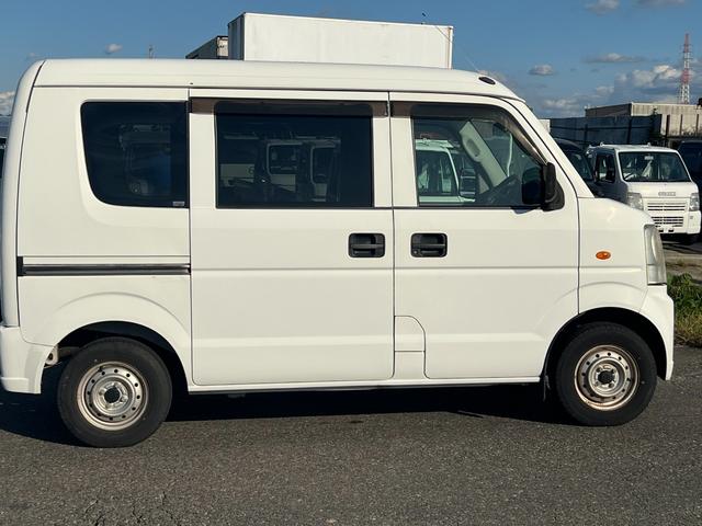 エブリイ ＰＡ　マニュアル　２ＷＤ　　タイミングチェーン　ハイルーフ　フルフラット　ラジオ　ＡＣ　ＰＳ　エアバッグ　新品バッテリー　キーレス　集中ドアロック　スライドドア　車検整備付　保証付（22枚目）