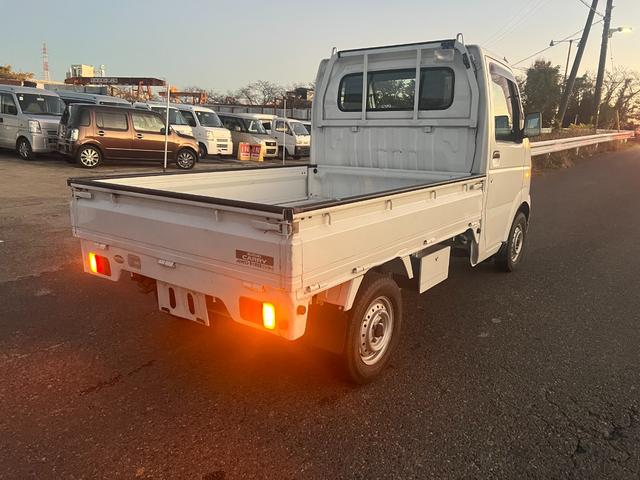 キャリイトラック ＫＣ　５速ミッション　走行４１６１０ｋｍ　切替４ＷＤ　車検２年　新品バッテリー　オイル／オイルエレメント交換　Ｔチェーン　　ラジオ　ＡＣ　ＰＳ（13枚目）