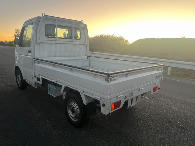 キャリイトラック ＫＣ　５速ミッション　走行４１６１０ｋｍ　切替４ＷＤ　車検２年　新品バッテリー　オイル／オイルエレメント交換　Ｔチェーン　　ラジオ　ＡＣ　ＰＳ（14枚目）