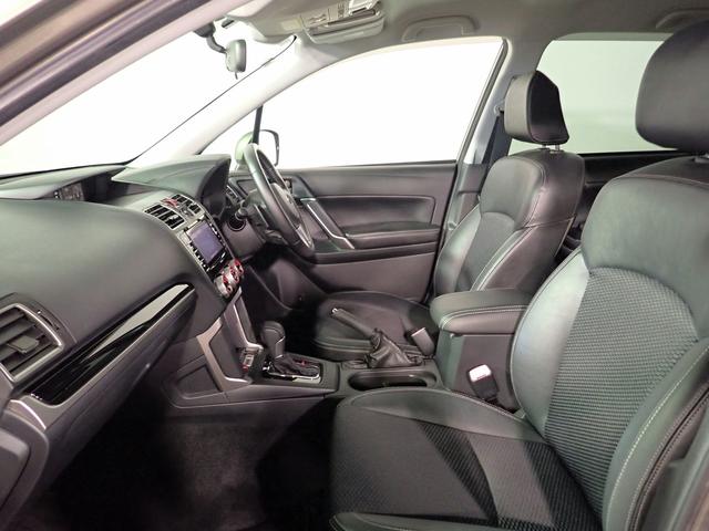 フォレスター Ｓ－リミテッド　アドバンスドセーフティＰ／４ＷＤ／アイサイト／純正ナビ（ＣＤ・ＤＶＤ・ＢＴ接続）／バックカメラ／フルセグ／ＥＴＣ／ＬＥＤヘッドライト／パワーシート＆シートヒーター／レーダークルーズＣ／ワンオーナー車（23枚目）