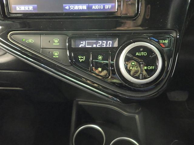 TOYOTA AQUA CROSSOVER