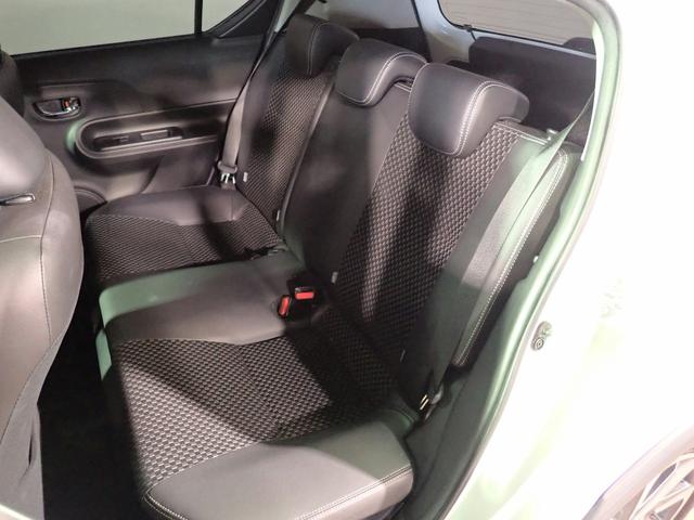 TOYOTA AQUA CROSSOVER