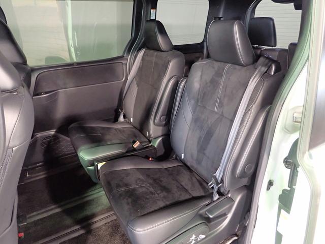 ヴォクシー ＺＳ　ＧＲスポーツ　禁煙／社外１０インチナビ（ＣＤ・ＤＶＤ・ＢＴ接続）フルセグＴＶ／バックカメラ／ミラー型ドラレコ／ＬＥＤヘッドライト／両側パワースライド／フリップダウンモニター／社外クルーズコントロール／純正１８ＡＷ（24枚目）