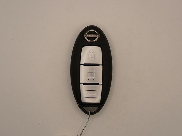 オーラ Ｇ　レザーエディション　禁煙／純正９インチナビ（ＣＤ・ＤＶＤ・ＢＴ接続）／フルセグ／全方位カメラ／プロパイロット／スマホ連携／ＥＴＣ２．０／デジタルミラー／ＢＯＳＥサウンド／ＢＳＭ／ＬＥＤヘッドライト／ワンオーナー車（9枚目）