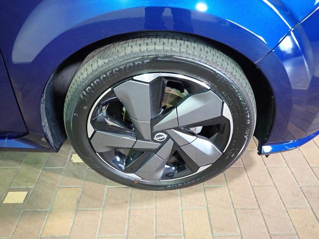 オーラ Ｇ　レザーエディション　禁煙／純正９インチナビ（ＣＤ・ＤＶＤ・ＢＴ接続）／フルセグ／全方位カメラ／プロパイロット／スマホ連携／ＥＴＣ２．０／デジタルミラー／ＢＯＳＥサウンド／ＢＳＭ／ＬＥＤヘッドライト／ワンオーナー車（32枚目）