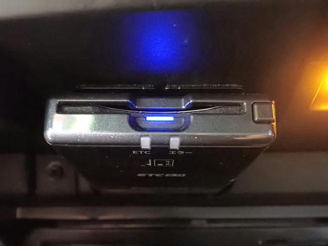 インプレッサスポーツ １．６ｉ－Ｓアイサイト　純正ナビ（ＣＤ・ＤＶＤ・ＢＴ接続）／フルセグＴＶ／バック・サイドカメラ／ＥＴＣ／ドラレコ／ＬＥＤヘッドライト／パーキングセンサー／パワーシート／アダプティブクルーズＣ／ブラインドスポットモニター（10枚目）