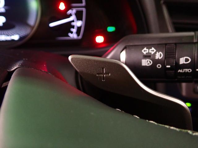 ＵＸ ＵＸ３００ｅ　バージョンＬ　ＥＶ／禁煙／純正ナビ（ＣＤ・ＤＶＤ・ＢＴ接続）／フルセグ／全方位カメラ／ＥＴＣ２．０／ドラレコ／ＬＥＤヘッドライト／サンルーフ／シートヒーター＆ベンチレーター／Ｐテールゲート／ＢＳＭ／ＡＣＣ（14枚目）