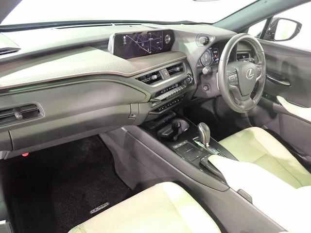 ＵＸ ＵＸ３００ｅ　バージョンＬ　ＥＶ／禁煙／純正ナビ（ＣＤ・ＤＶＤ・ＢＴ接続）／フルセグ／全方位カメラ／ＥＴＣ２．０／ドラレコ／ＬＥＤヘッドライト／サンルーフ／シートヒーター＆ベンチレーター／Ｐテールゲート／ＢＳＭ／ＡＣＣ（21枚目）